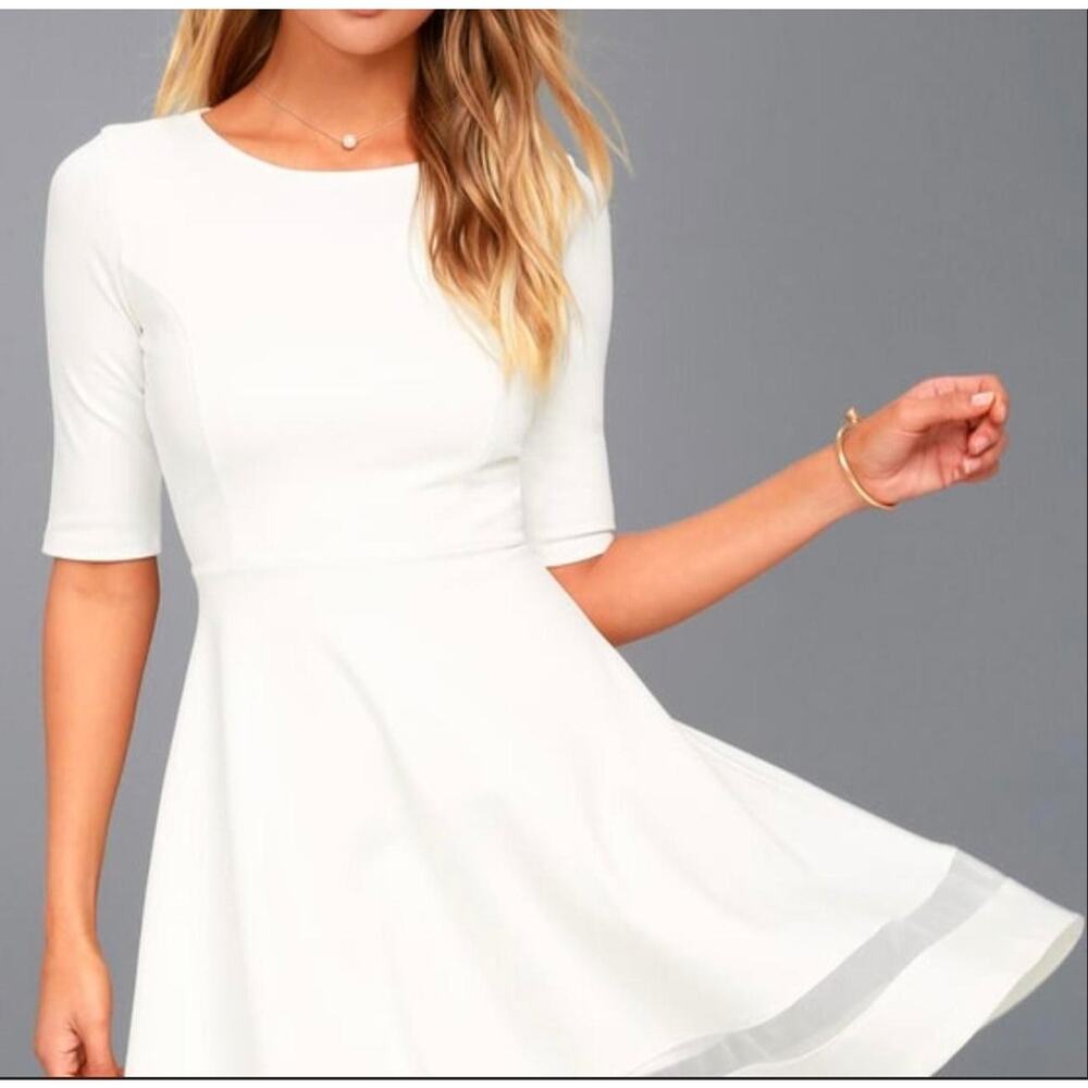 Lulus Half Sleeve Skater Dress Size Medium NWT ❤️